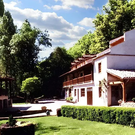 Confortable à Avec Piscine Privée Milhars